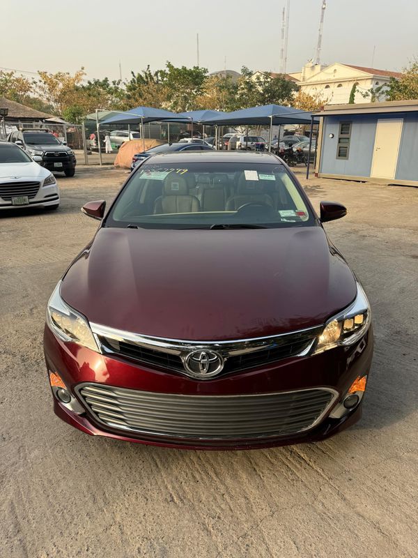Thumbnail 10 of 2016 Toyota Avalon XLE